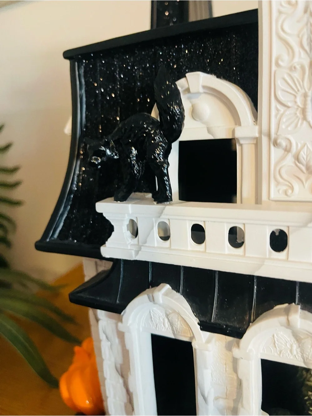 BBW 2024 Black and White Haunted Manor Holiday Luminary